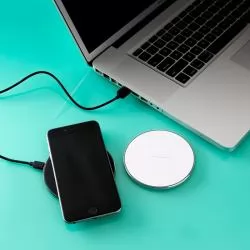 Carregador por Indução Personalizado Para dar de brinde